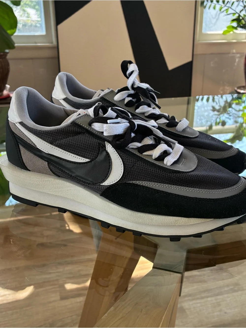 Nike Black and Gray Low-Top Sneakers Men’s Sz 10.5